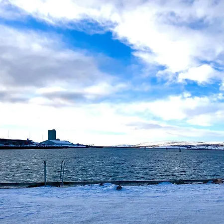 Guest house Icehouse Varanger - Aurora Vadso